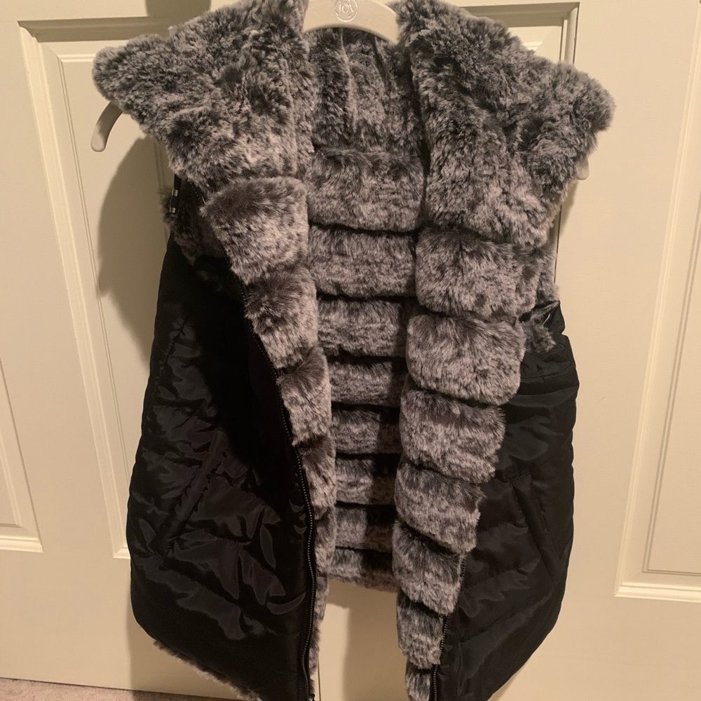 Winter vest by Funsport and reversible!